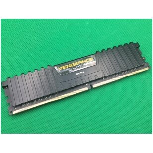 Corsair Vengeance LPX DDR4 8GB (1x8GB) 2400MHz CMK8GX4M1A2400C14